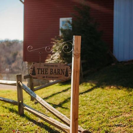 The Barn At Evermore: Riverfront Retreat W/Hot Tub Luray Esterno foto