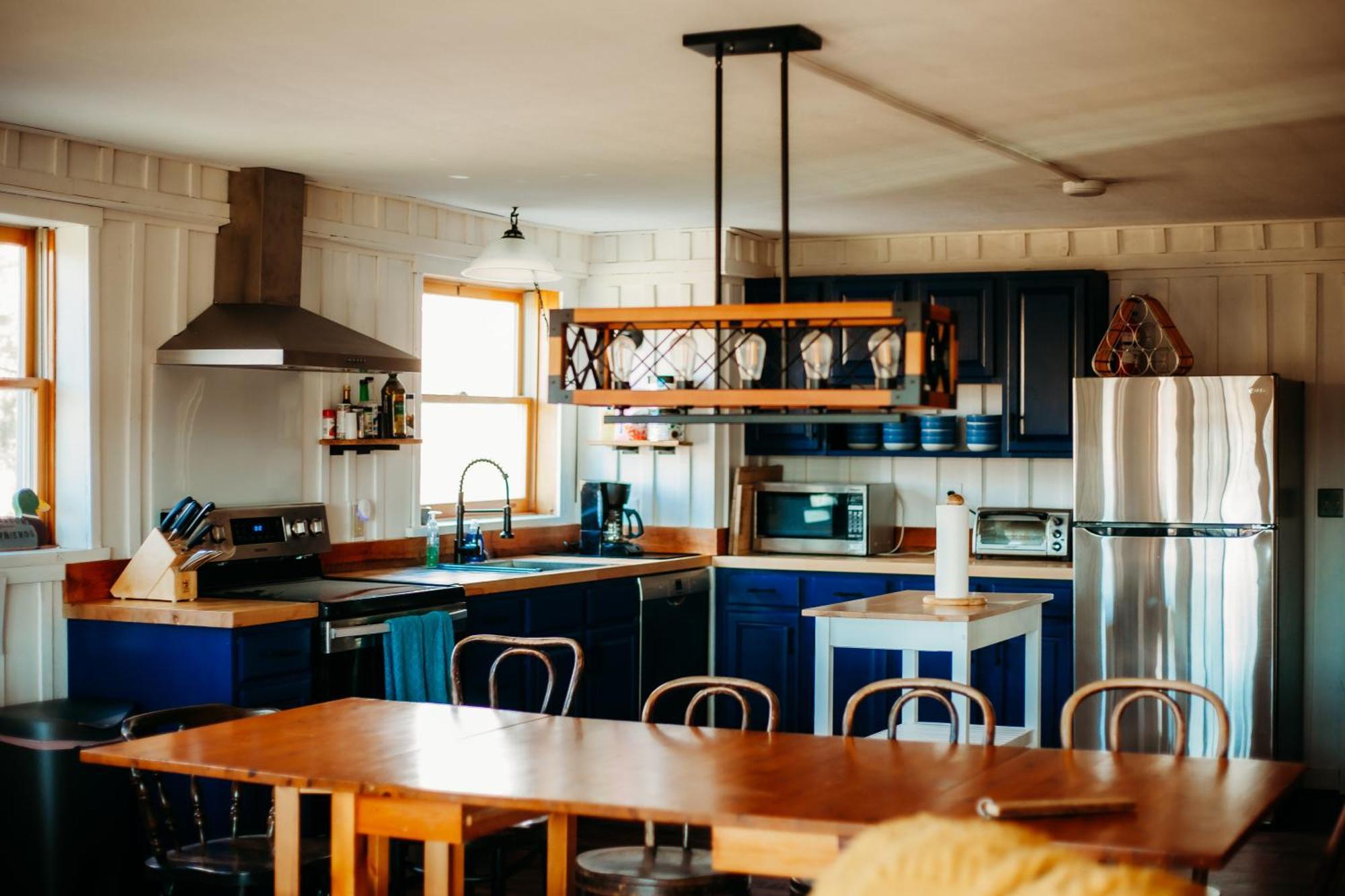 The Barn At Evermore: Riverfront Retreat W/Hot Tub Luray Esterno foto